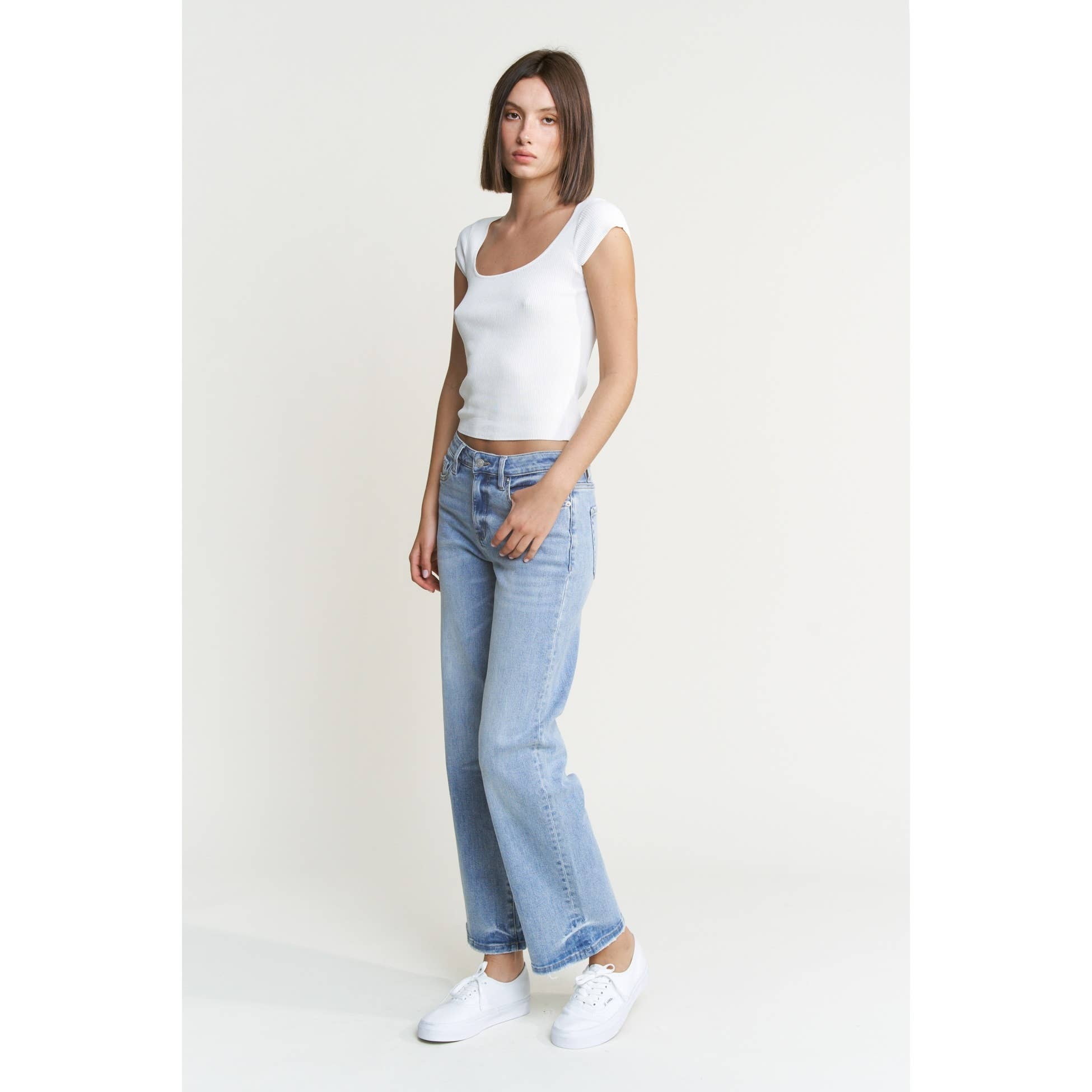 Light Denim Mid Rise Loose Fit Straight Ankle Jeans