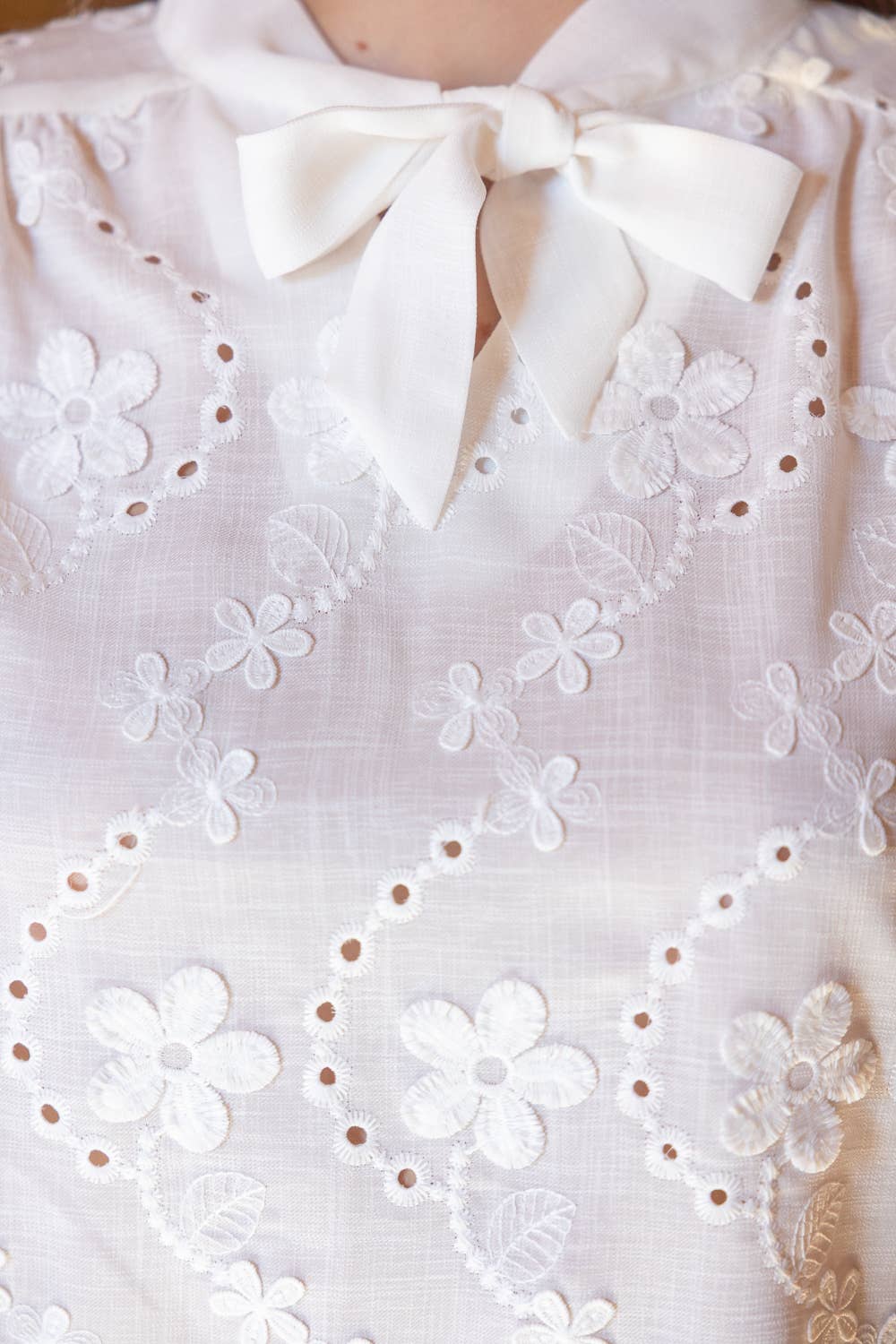 Self Tie Floral Eyelet Scallop Detailed Top