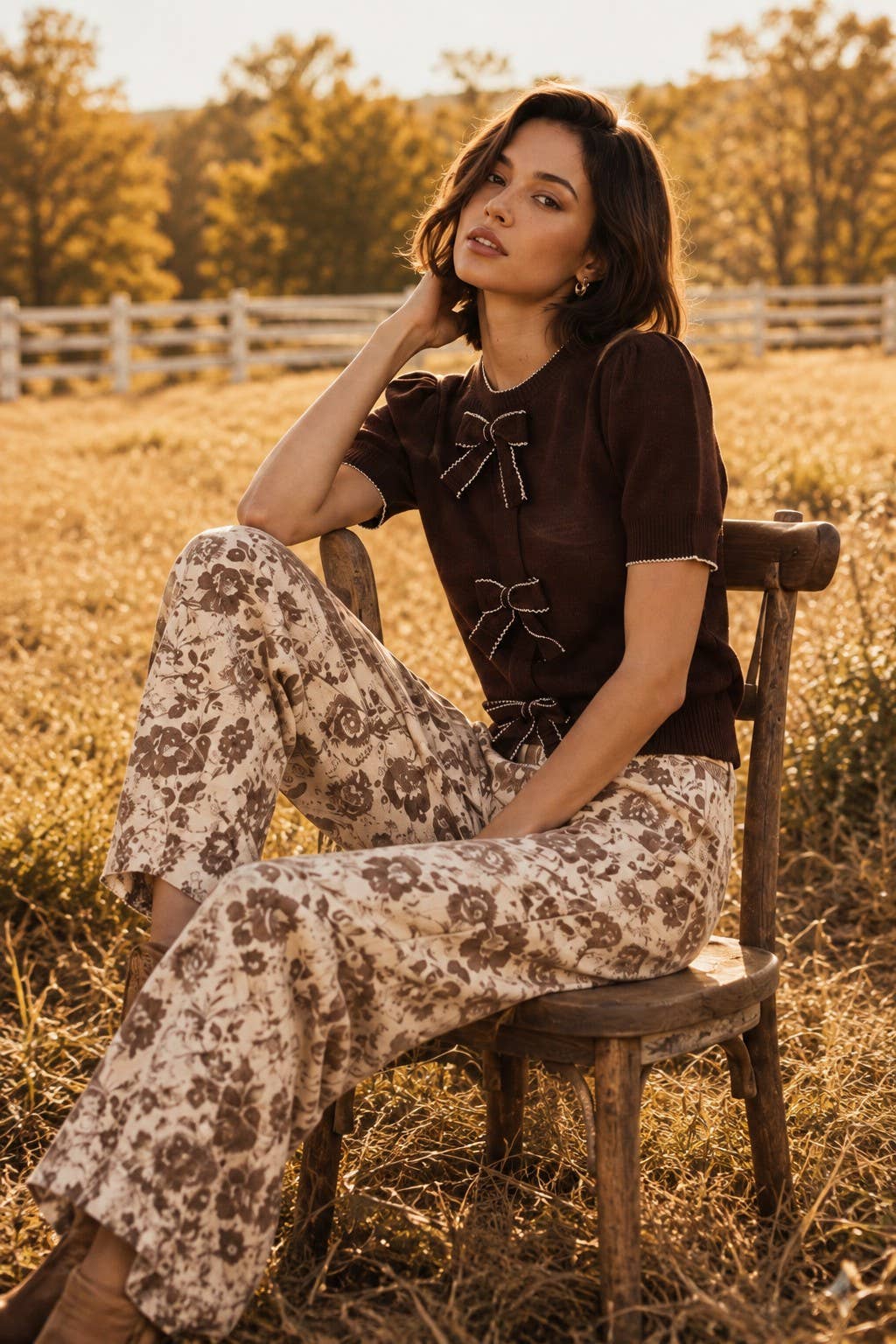 Brown Floral High-Waisted Cropped Jeans