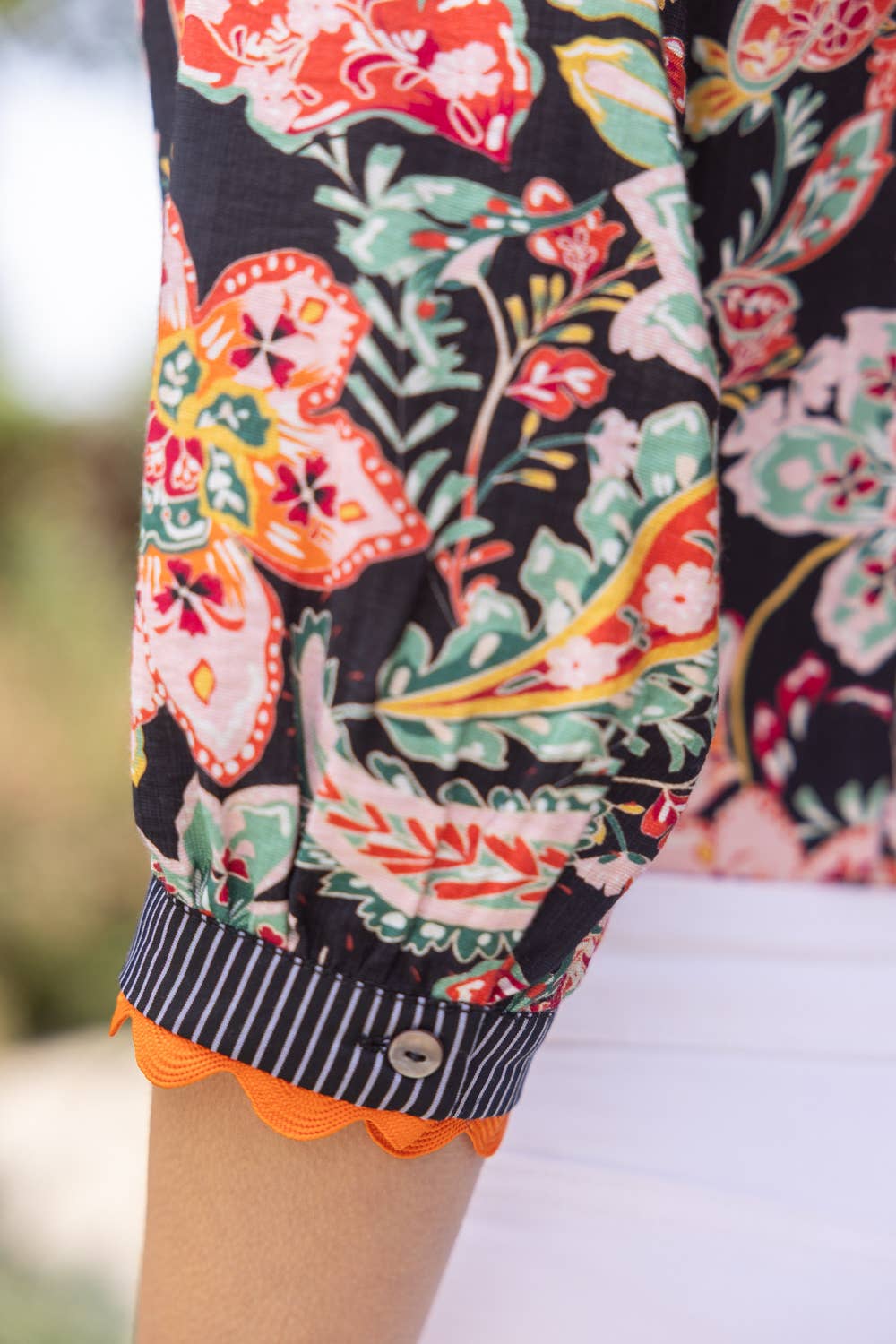 Black Floral Wavy Trim Mixed Top