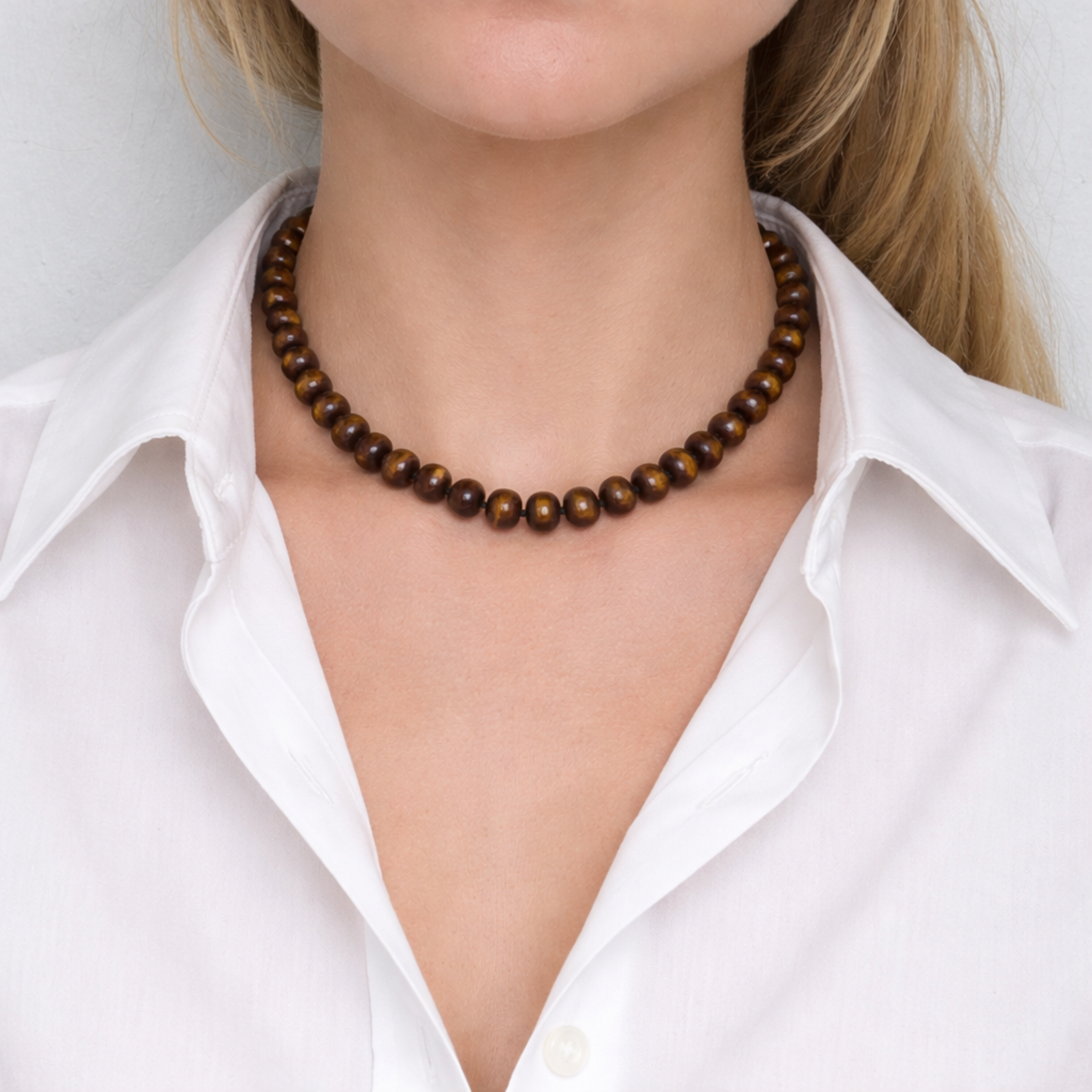 Refined Stone Bead Necklace