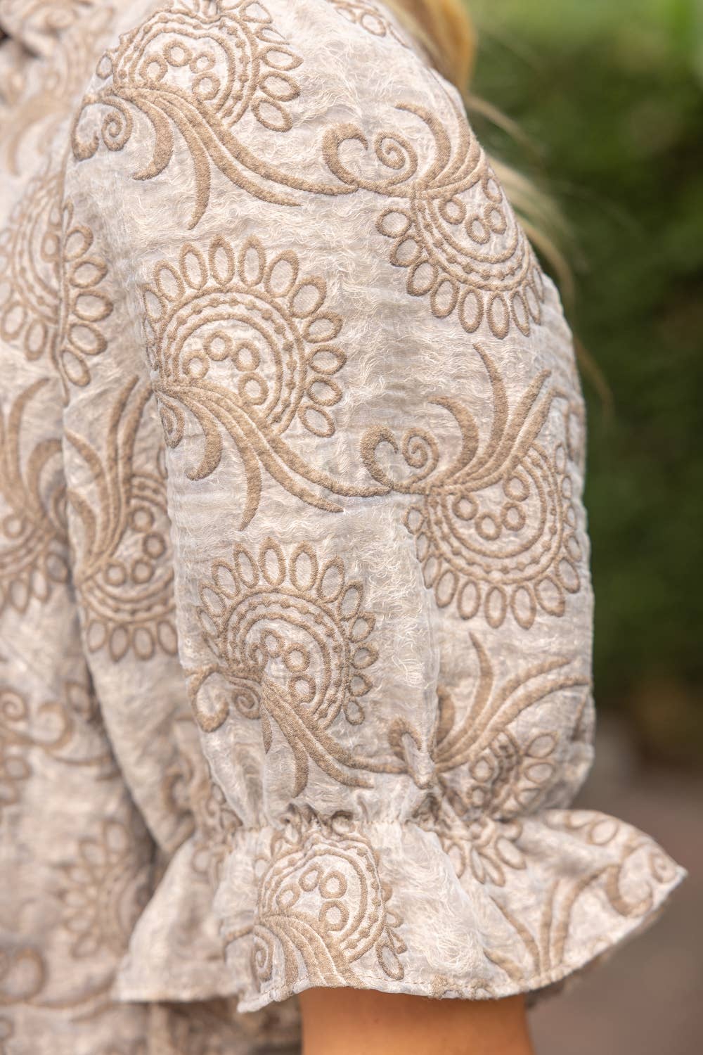 Ruffled V-Neck Jacquard Puff Sleeve Top