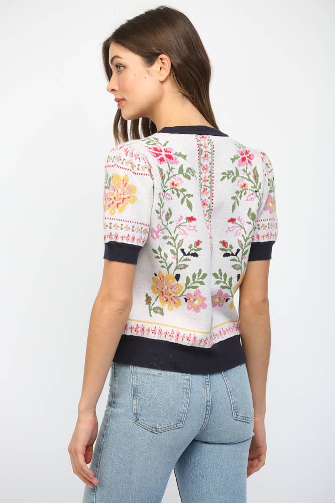 Floral Motif Short Sleeve Sweater