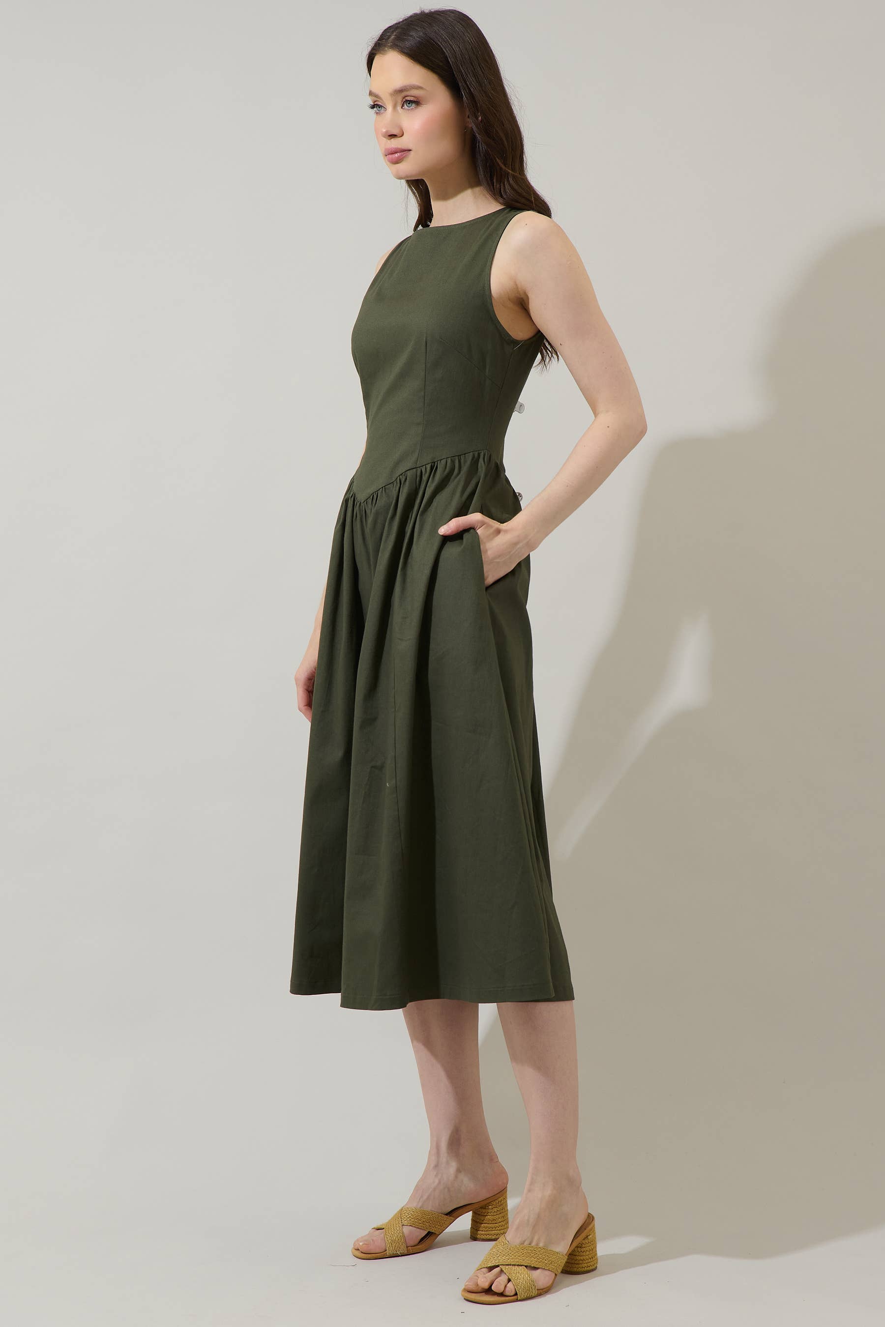 Olive Sleeveless Boat Neck Midi Dress with Pockets