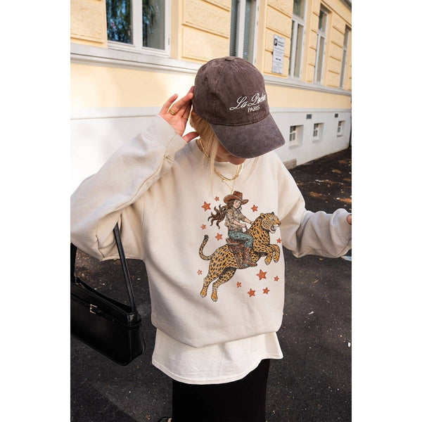 COWGIRL ON CHEETHA  VINTAGE  GRAPHIC SWEATSHIRTS