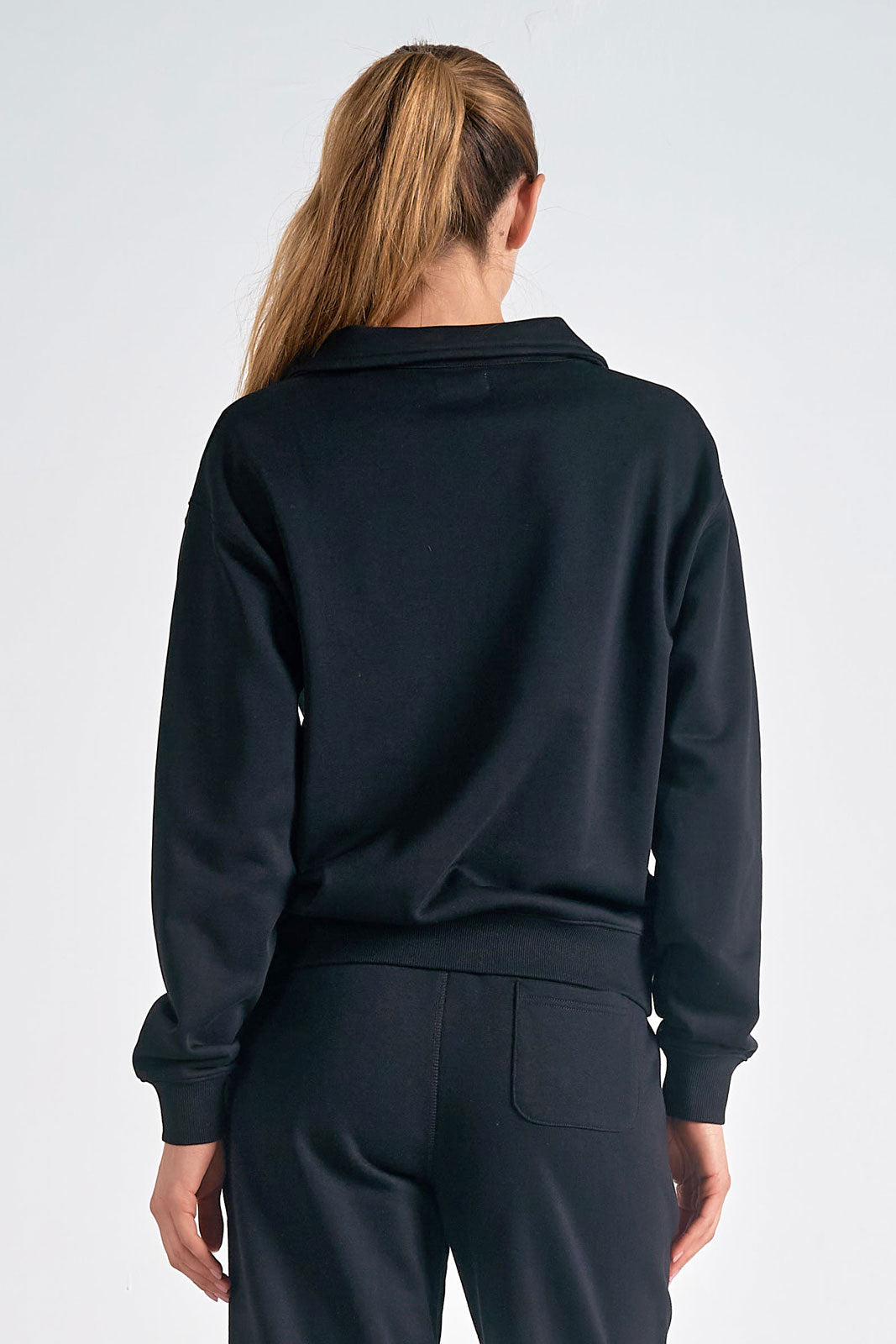 Black Long Sleeve Collared Sweatshirt