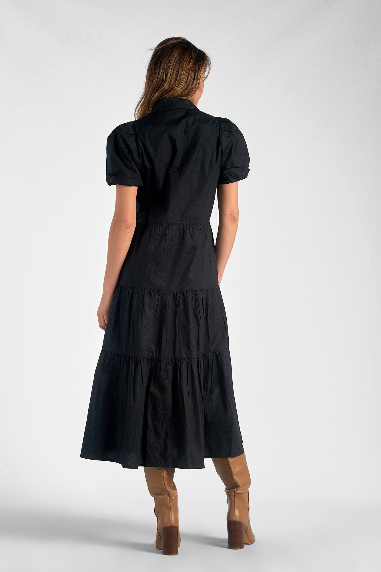 Elan Short Sleeve Midi Dress