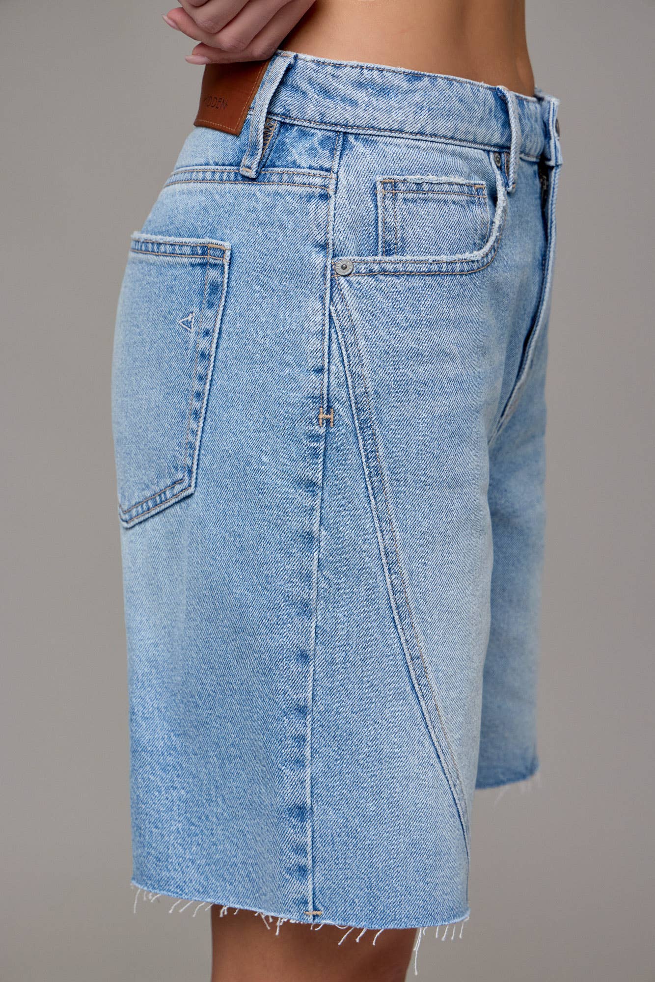 Medium Wash 8" Inseam Baggy Shorts