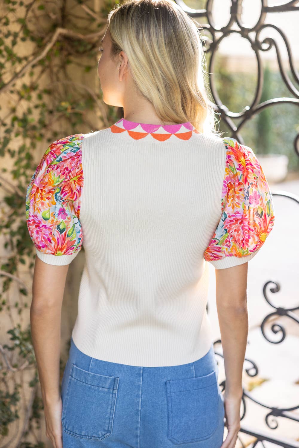 Beige Floral Puff Sleeve Scallop Neck Ribbed Knit Top