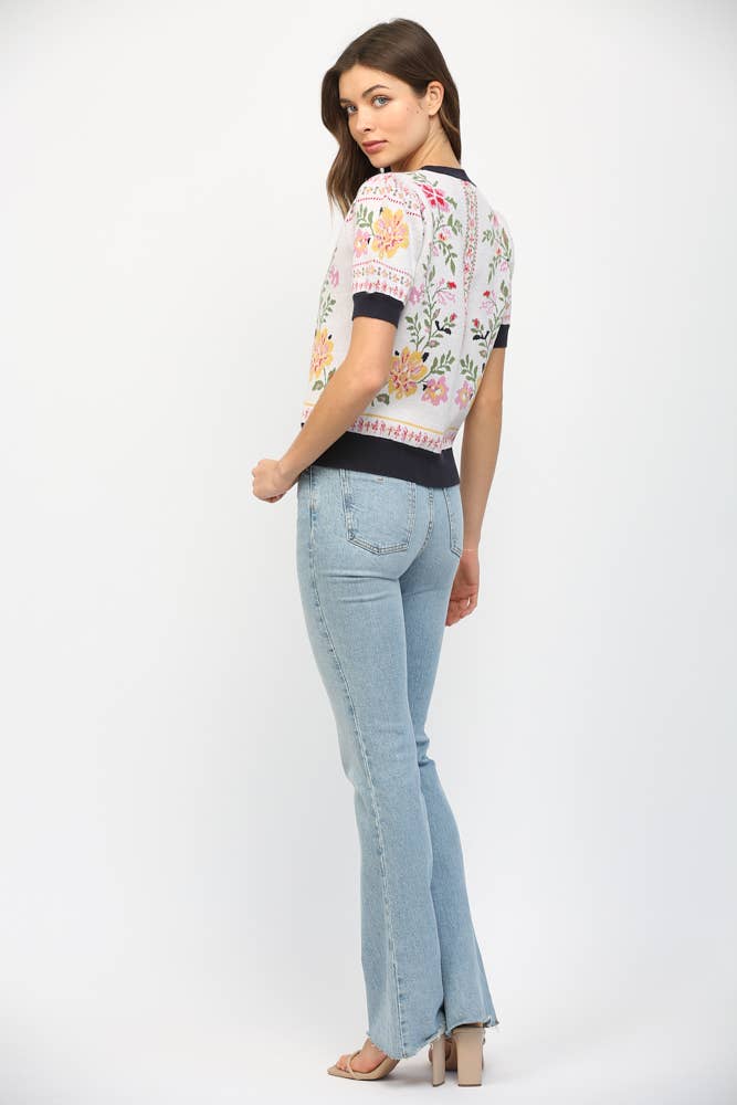 Floral Motif Short Sleeve Sweater