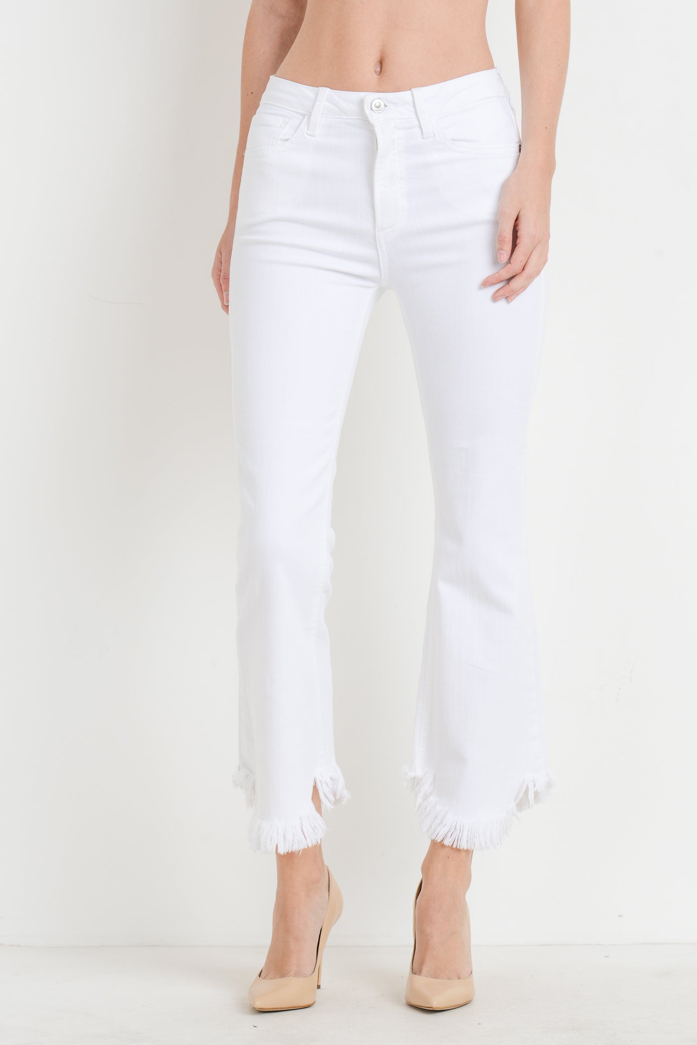 High Rise Skinny Crop Jeans with Curve Frayed Hem