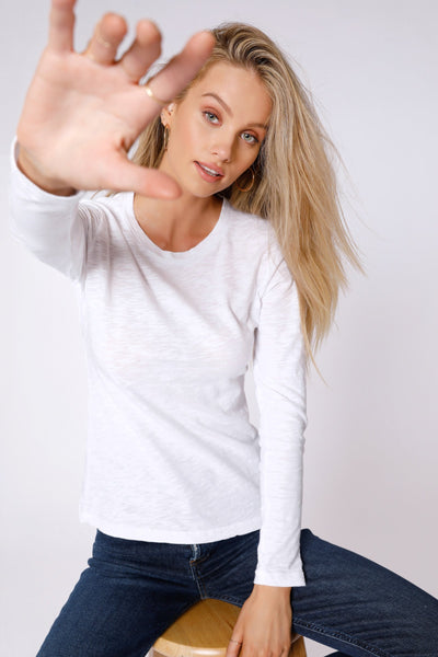 White Long Sleeve Basic Crewneck Tee