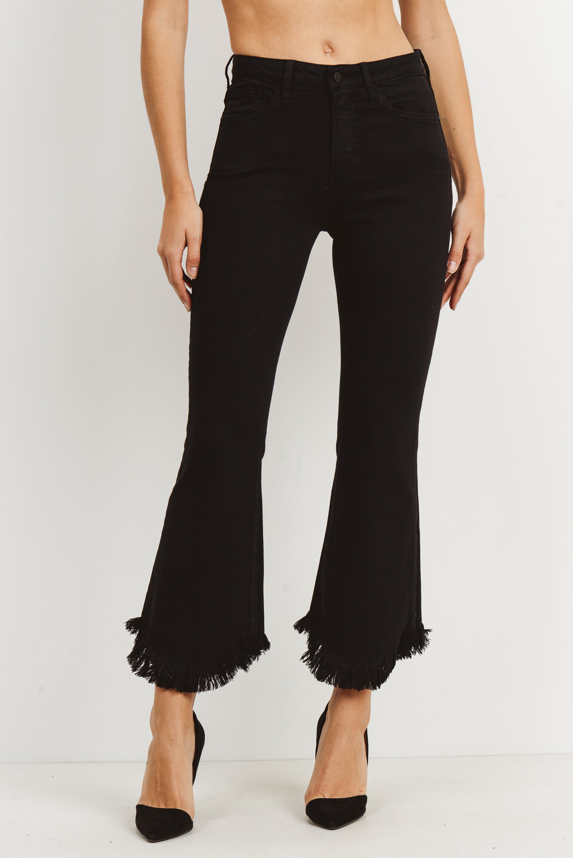 High Rise Skinny Crop Jeans with Curve Frayed Hem