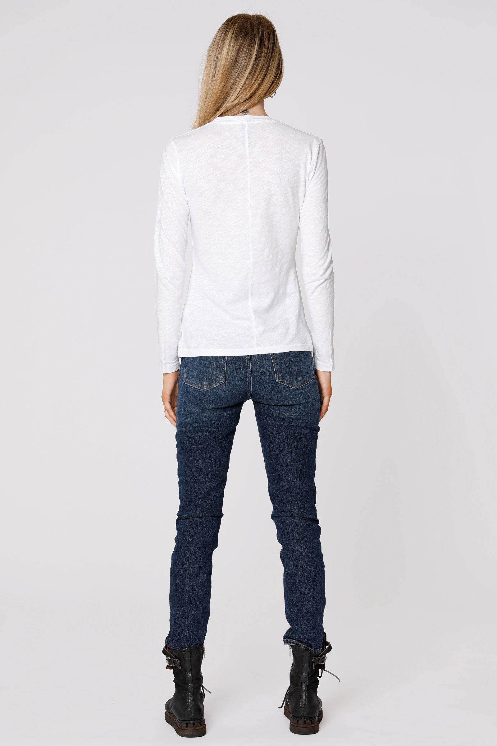 White Long Sleeve Basic Crewneck Tee