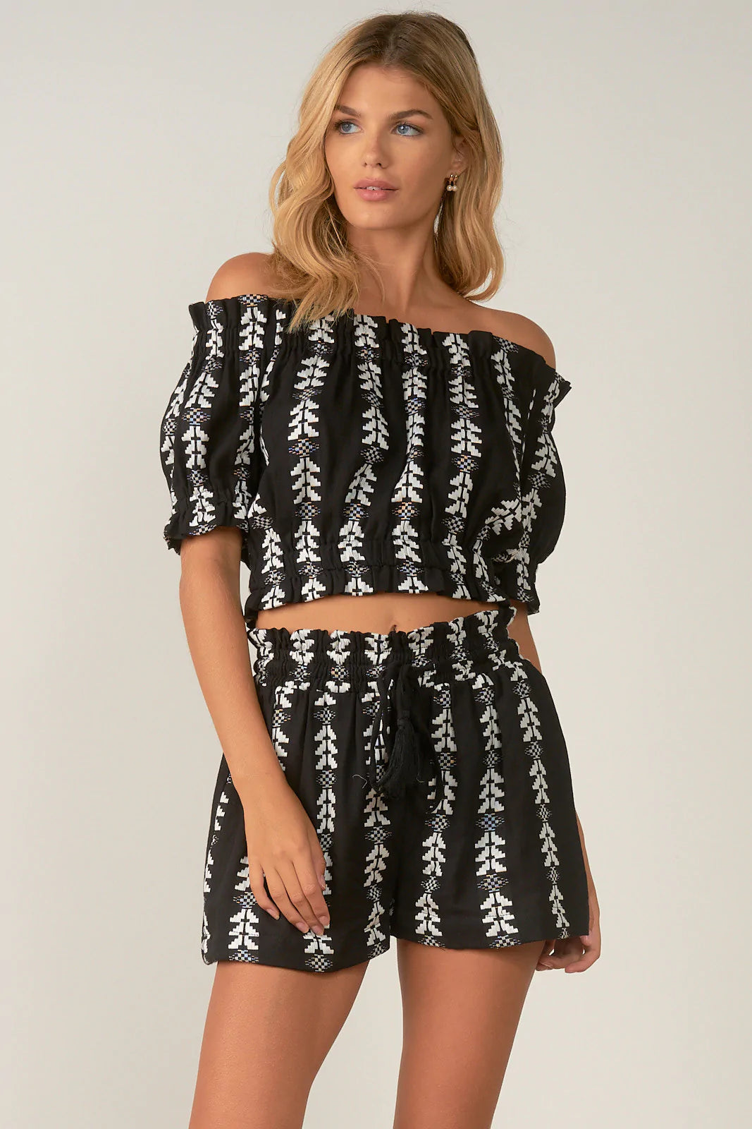 Elan Black White Arrow Off The Shoulder Crop Top