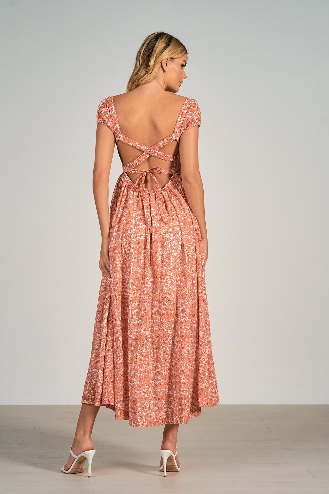 Elan Salmon Santa Fe Smocked Maxi Dress Elan Salmon Santa Fe Smocked Maxi Dress