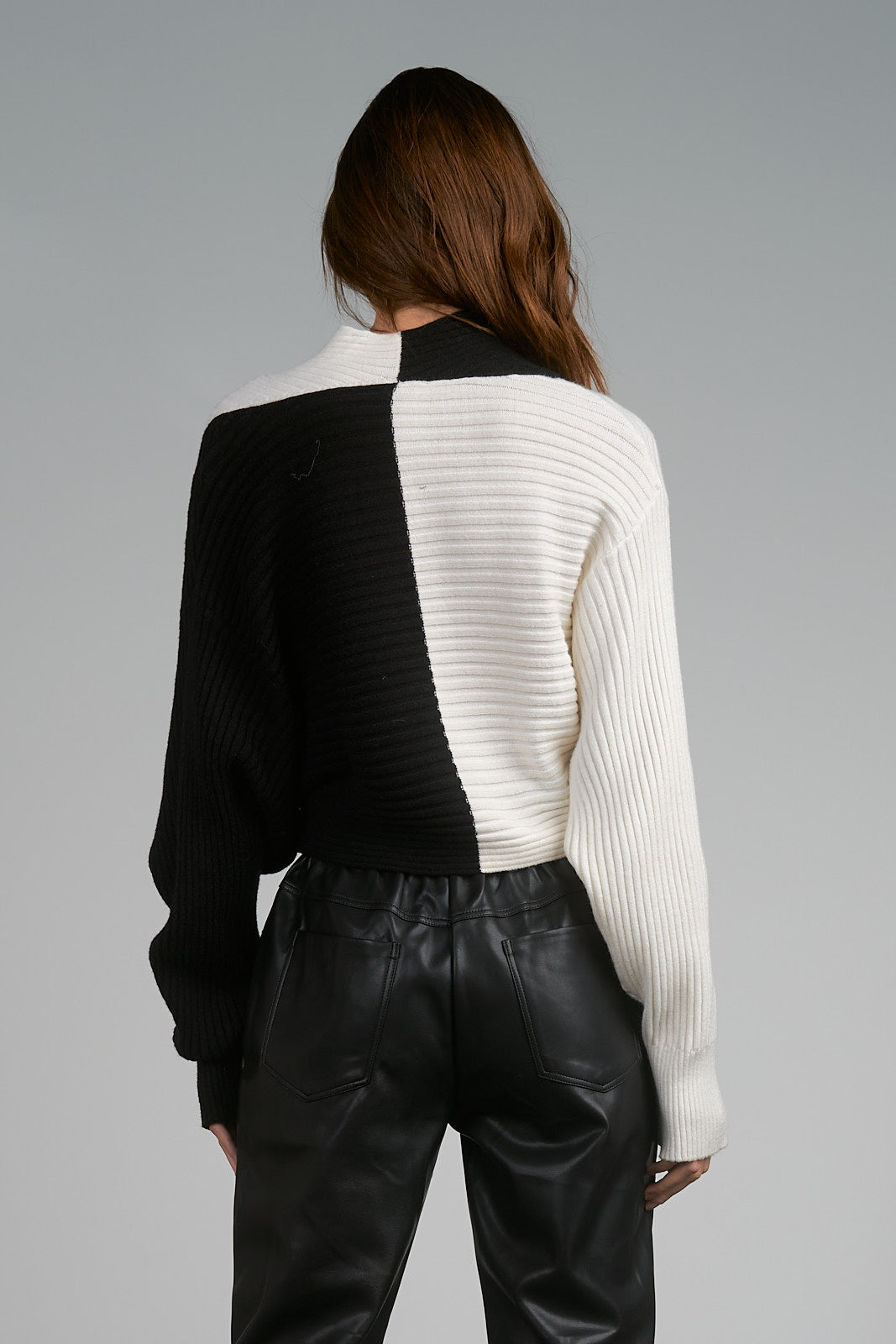 Elan Black Cream Color Block Crop Sweater