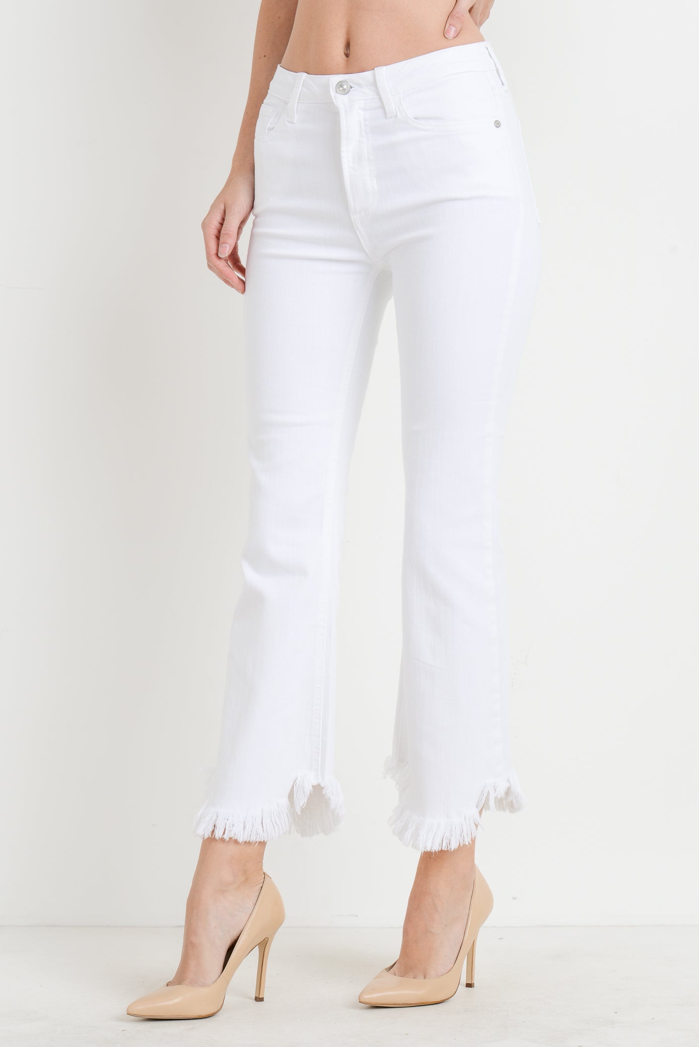 High Rise Skinny Crop Jeans with Curve Frayed Hem